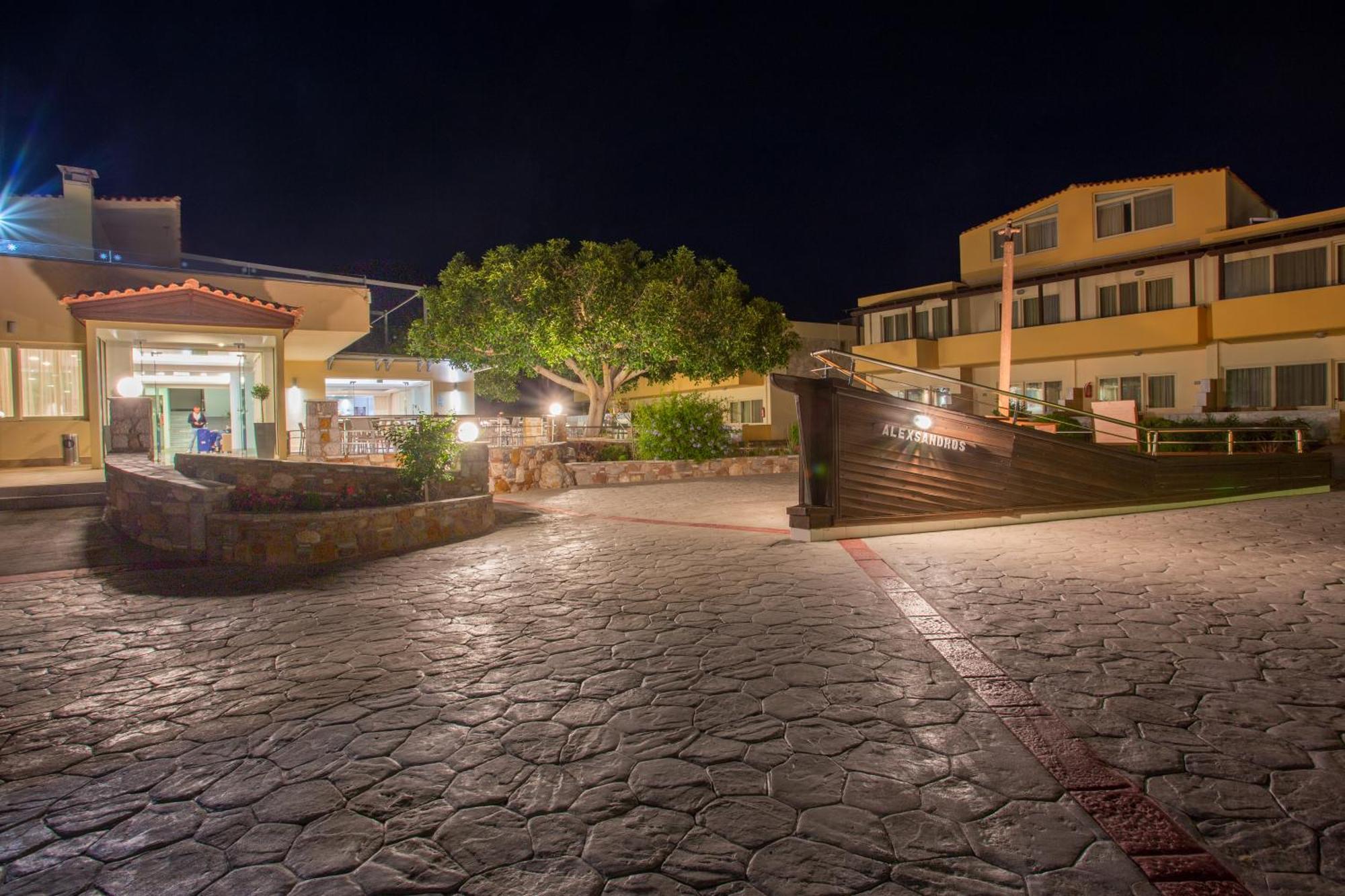 Hotel Achilleas Adults Only 4*
