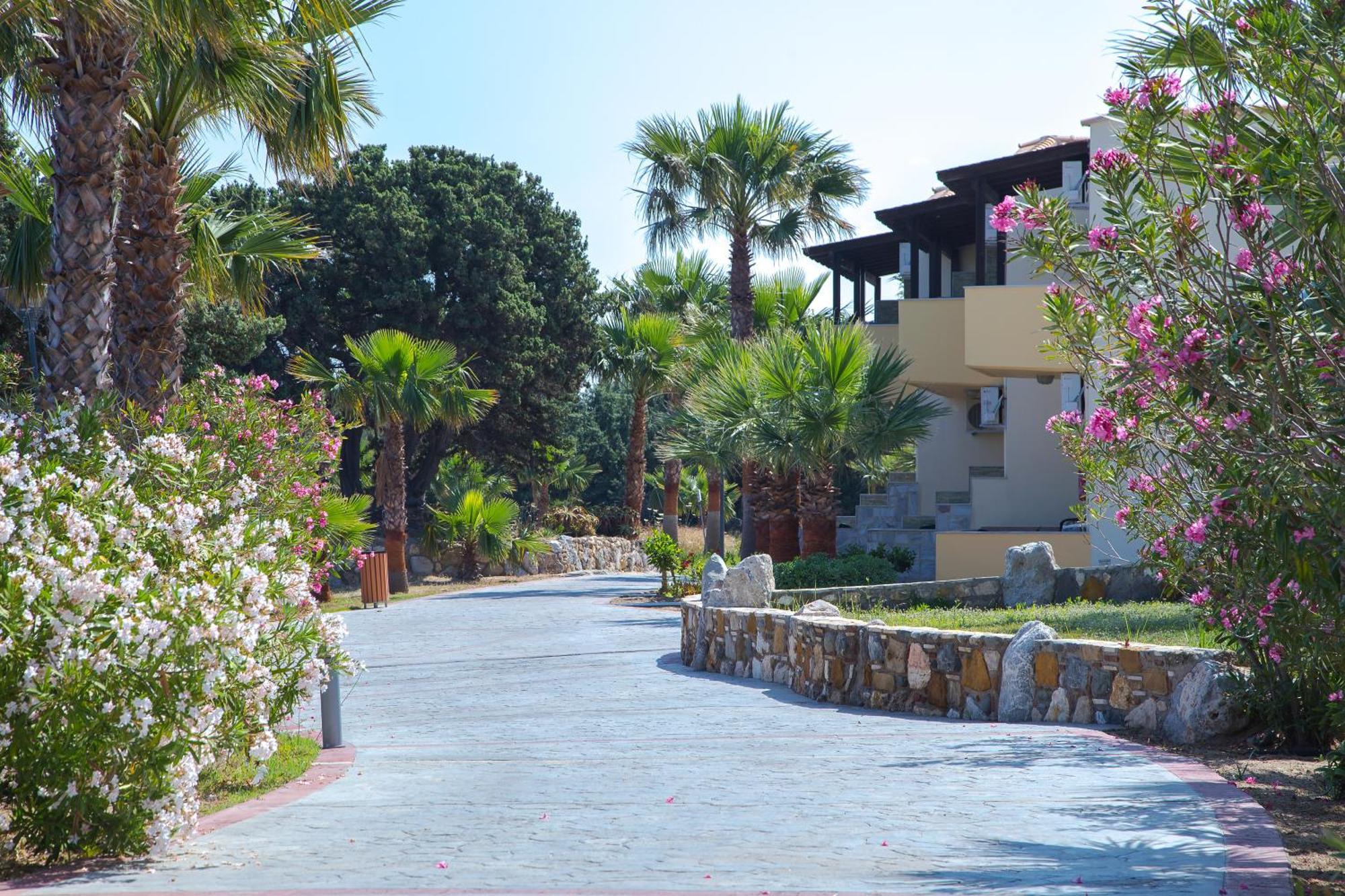 Hotel Achilleas Adults Only 4*